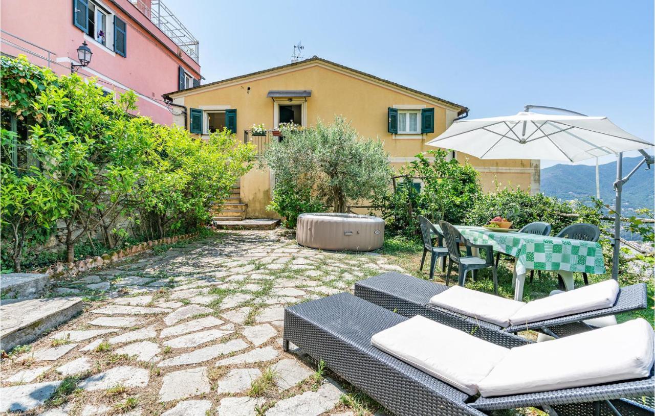 Awesome Home In Moneglia With Kitchen Exterior foto